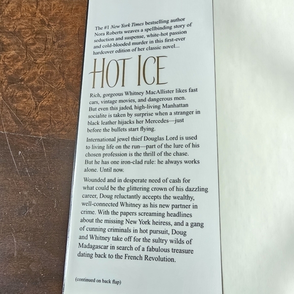 Hot Ice By Nora Roberts, Hardcover with Dust Jacket, Vintage, General Wear - Picture 6 of 8